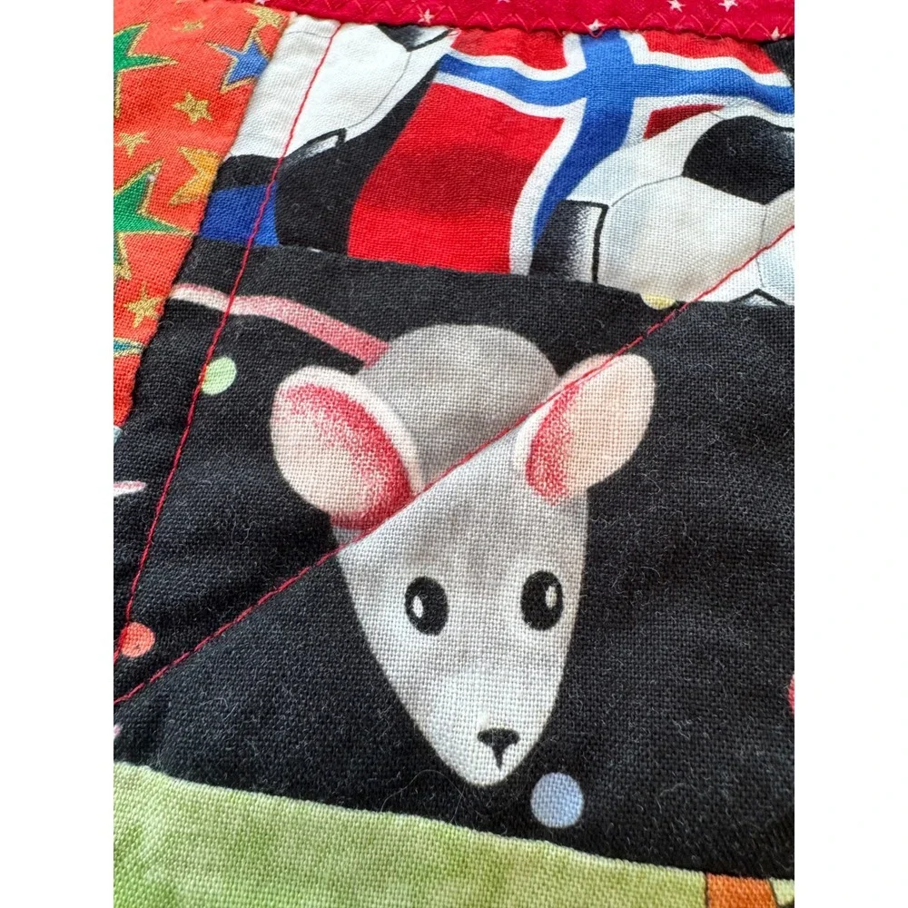 Handmade I-Spy‎ Patchwork Baby Quilt Red Mickey Mouse Crayola Alphabet 30x30